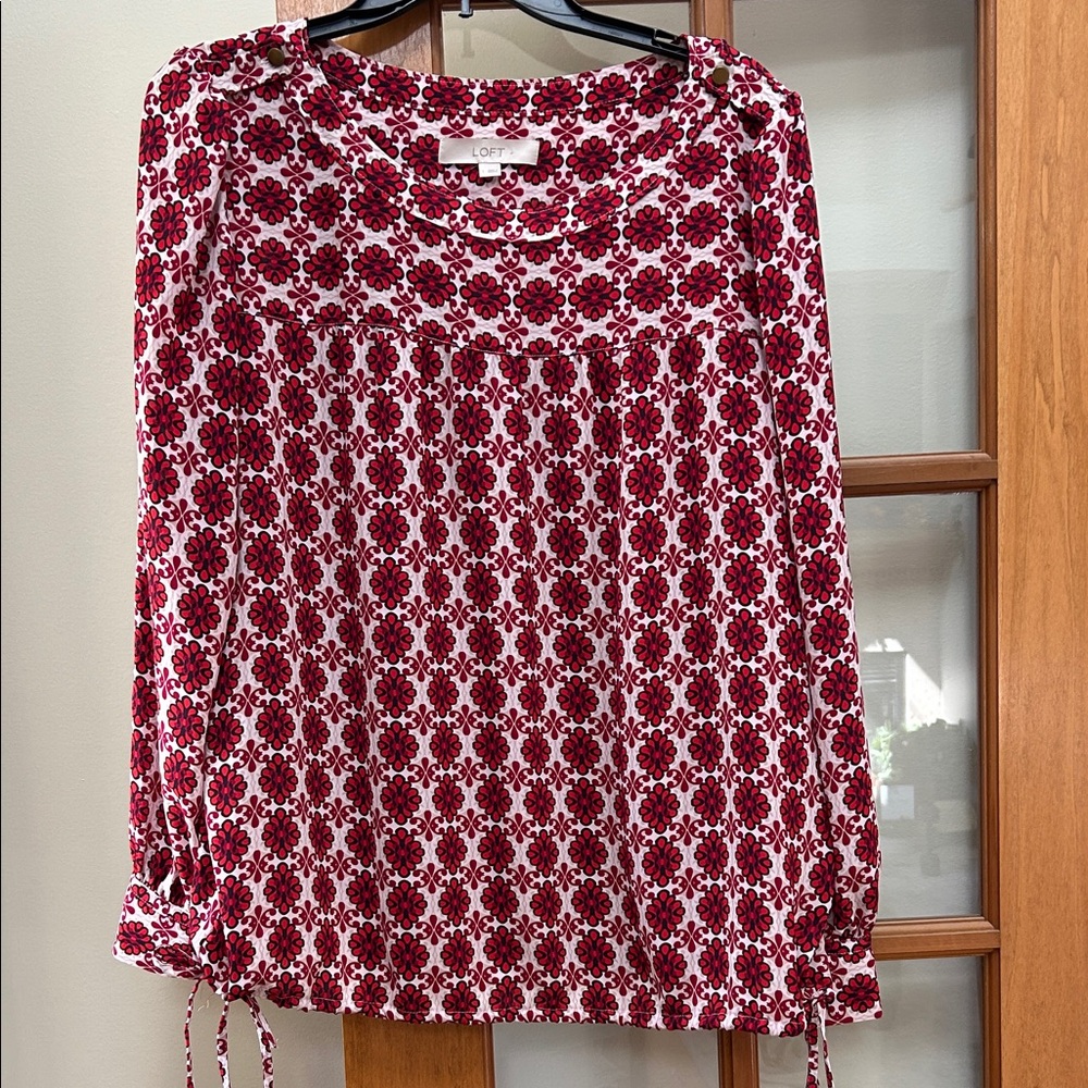 LOFT Red, Navy and White Circle Design Blouse